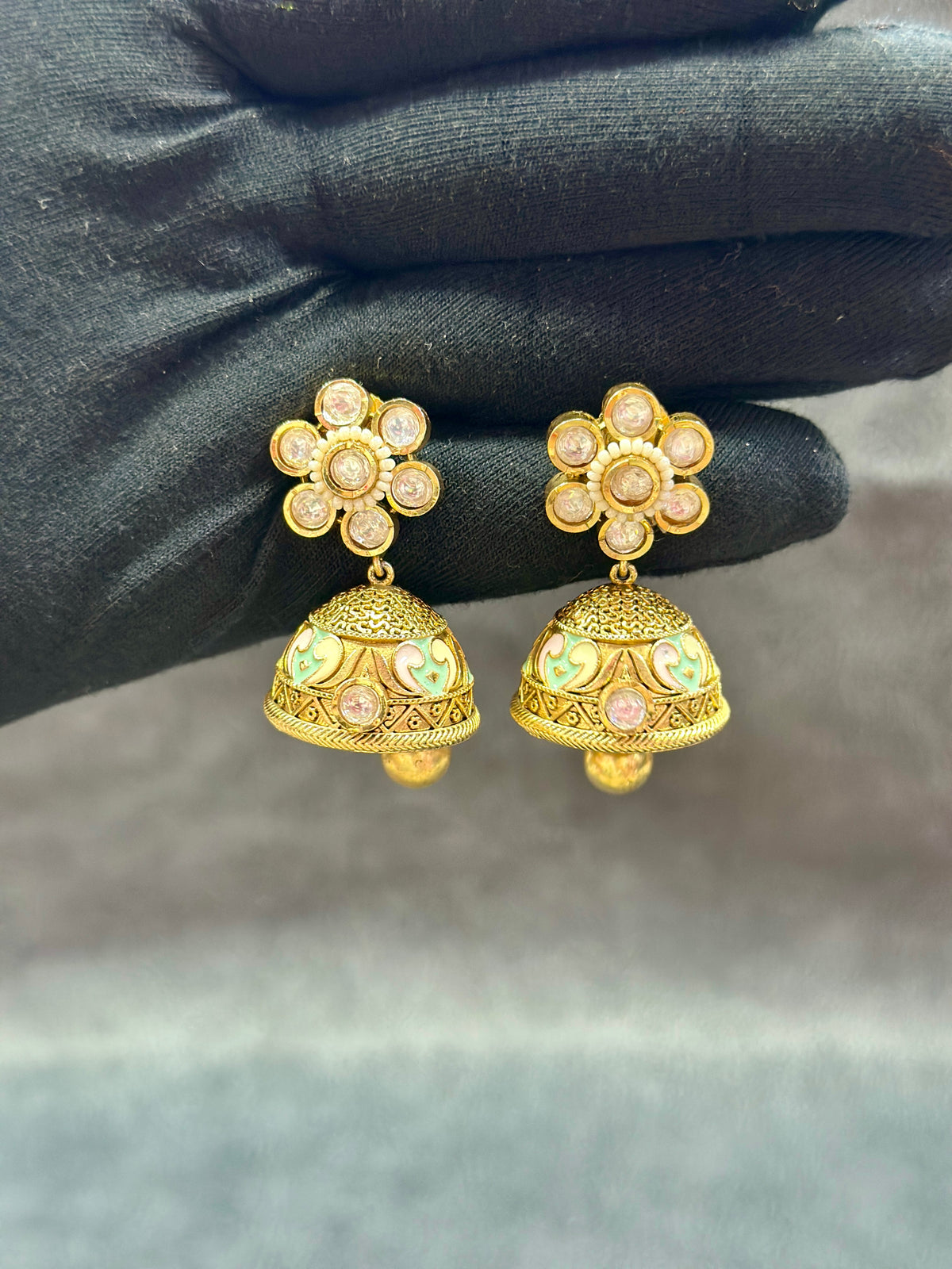 Kundan Meenakari Necklace Set with Fan Pendant & Ghungroo Drops NS00015