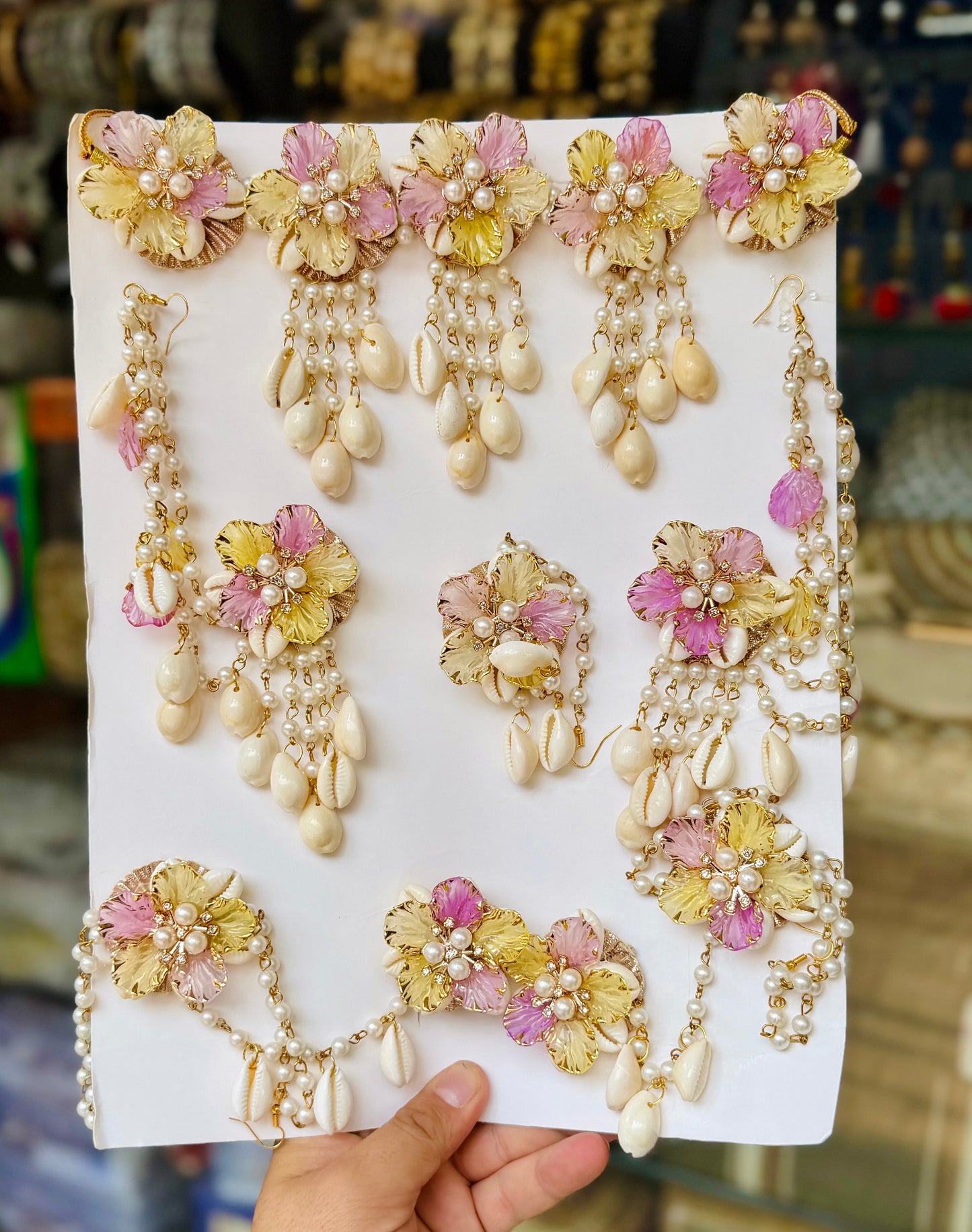 LEMON LEVENDER FLORAL SHELLS JEWELLERY SET- FLOWER & RESIN DESIGN