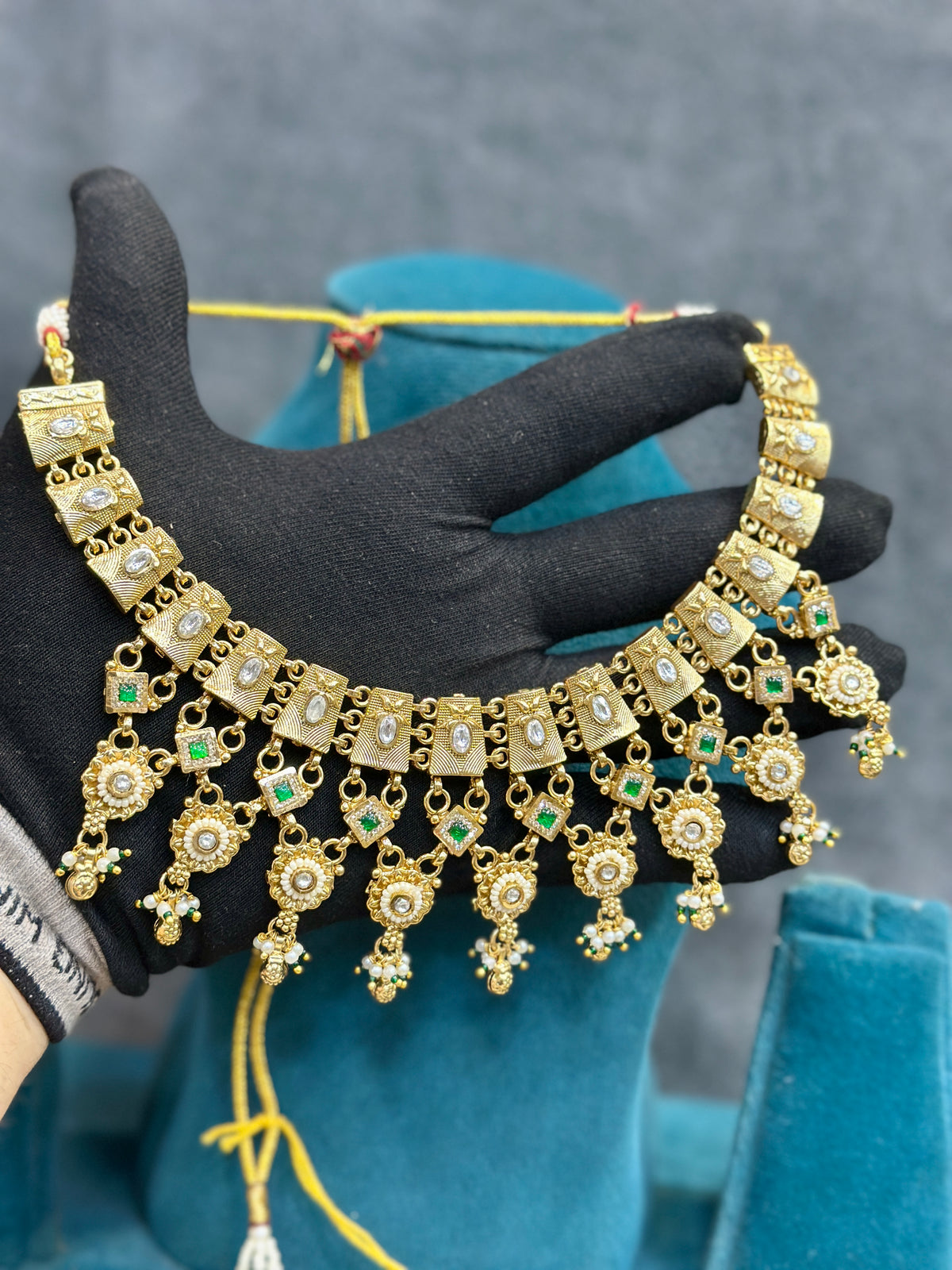 Heritage Choker Necklace Set NS00023
