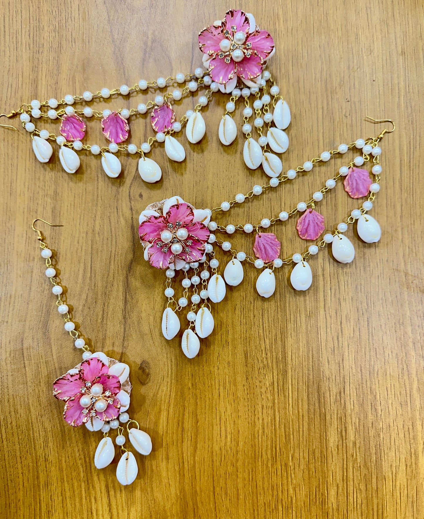 Pink Shells Earring Tikka Set