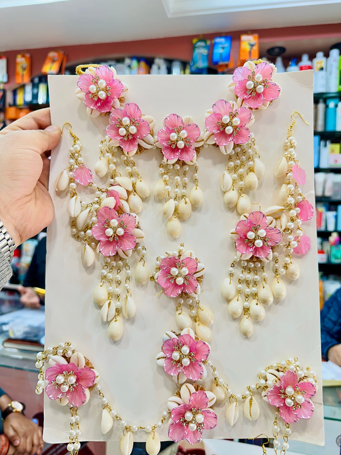BABY PINK HANDMADE SHELLS JEWELLERY