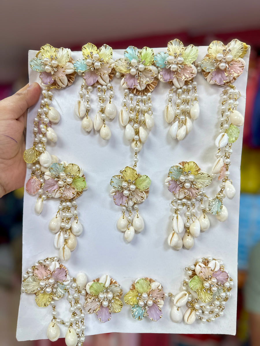 Haldi/ Mehandi Shells Jewellery Multi Color For Bride K131