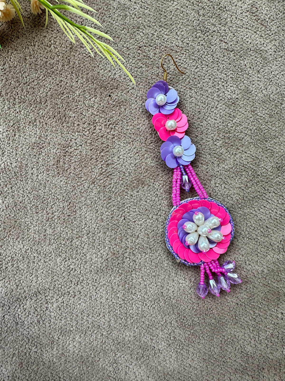 Floral Beaded Chandbali Earring Tikka Set – Pink & Purple