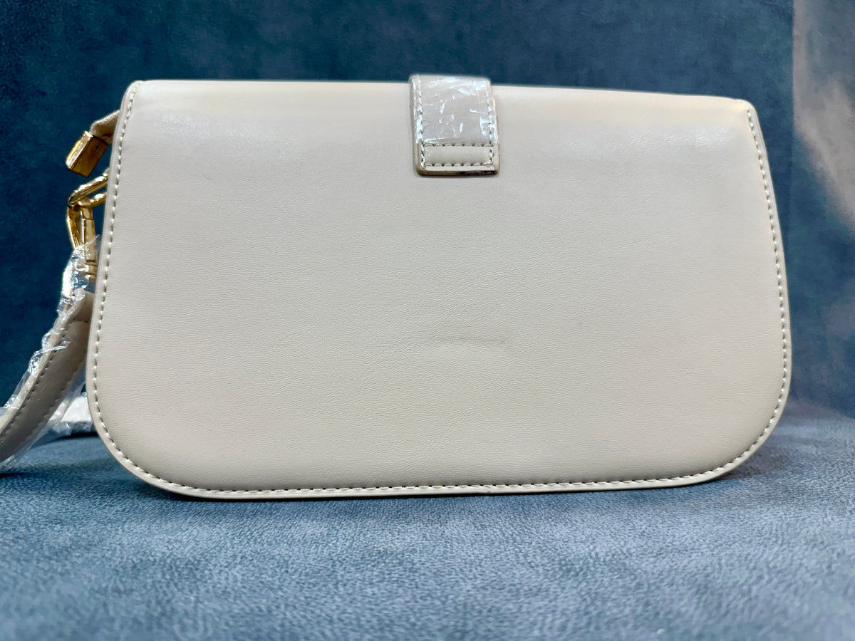 Cream Gold Turn-Lock Flap Crossbody Sling Bag with Chain Strap HB017