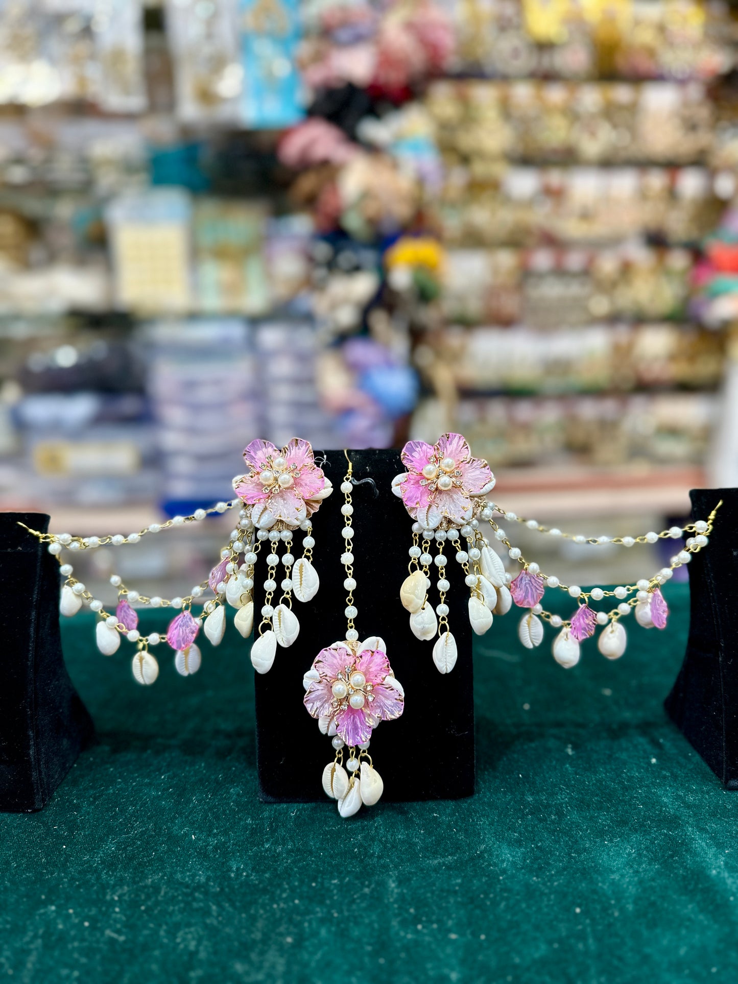 Earings And Maang Tikka shells Jewellery 03