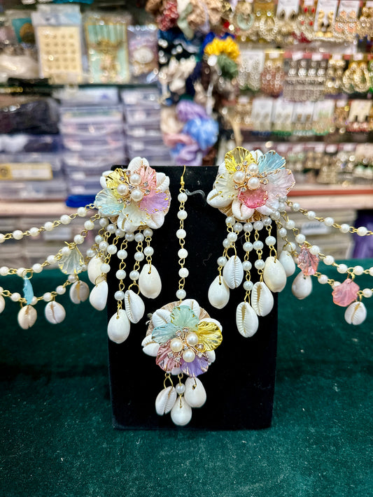Earings And Maang tikka Shells Jewellery 01