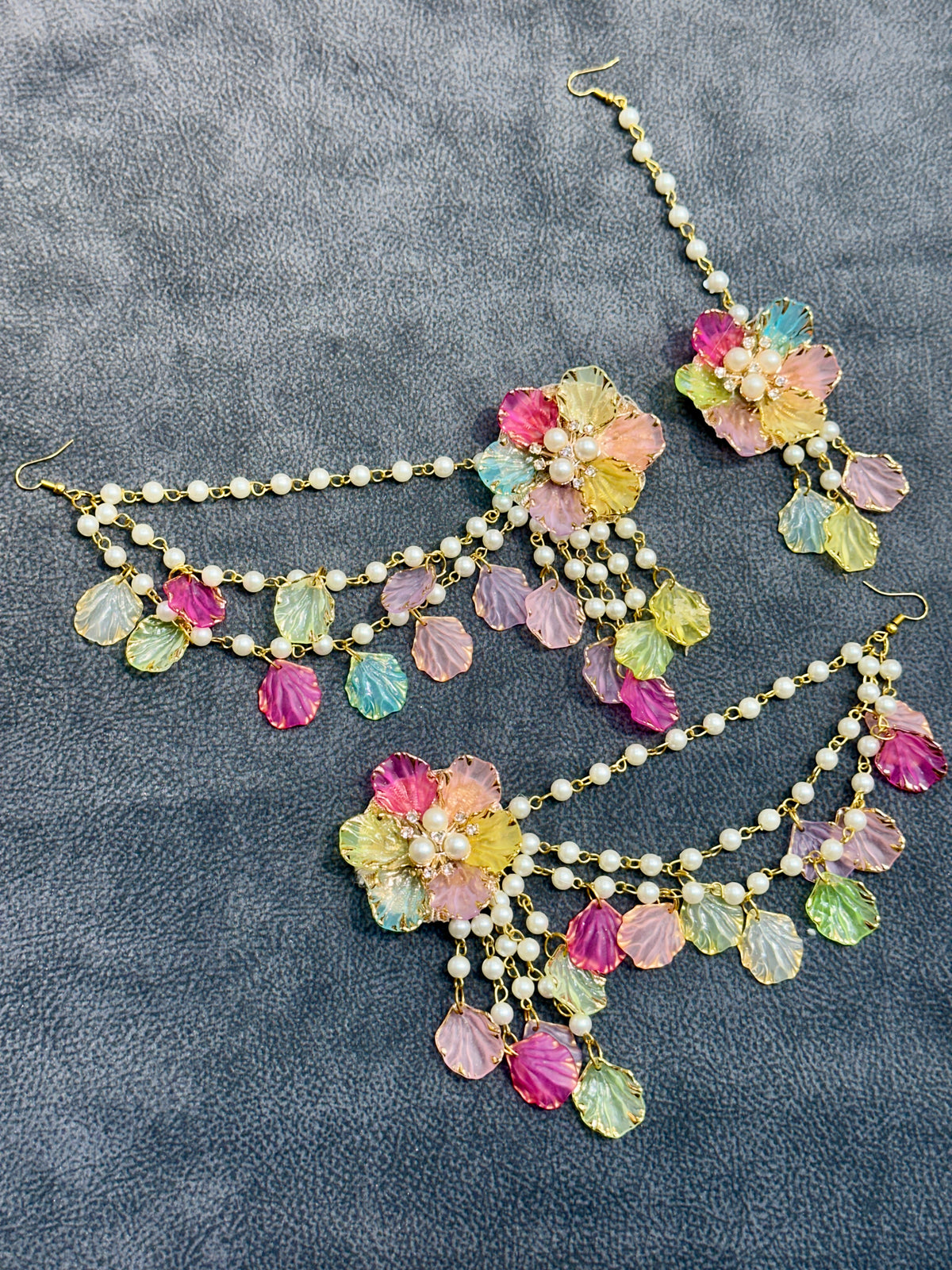 Rainbow Shell Petal Earring Tikka Set ET0020