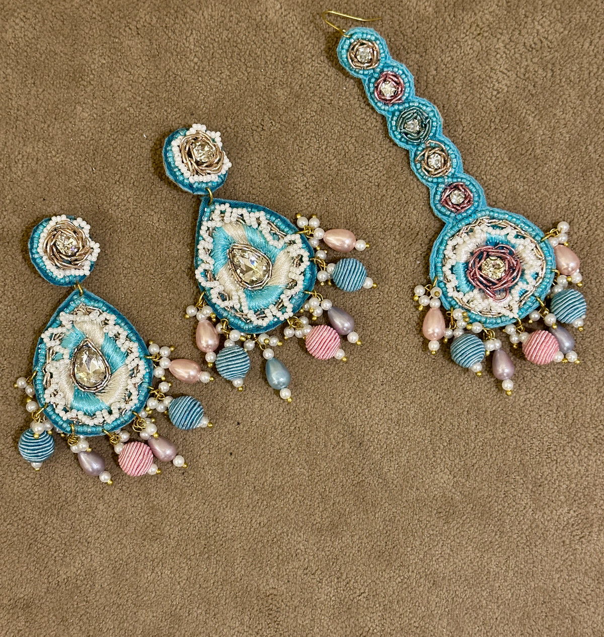 Sky Blue Beaded Haldi Jewellery Set – Necklace, Earrings, Tikka & Hathphool