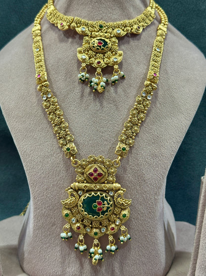Antique Gold Emerald Bridal Double Necklace Set with Maang Tikka & Earrings NS00025