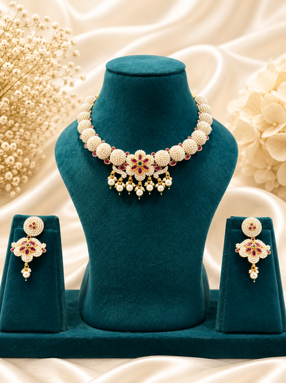 Antique Gold Fan Pendant Choker Necklace Set with Meenakari Earrings NS00028