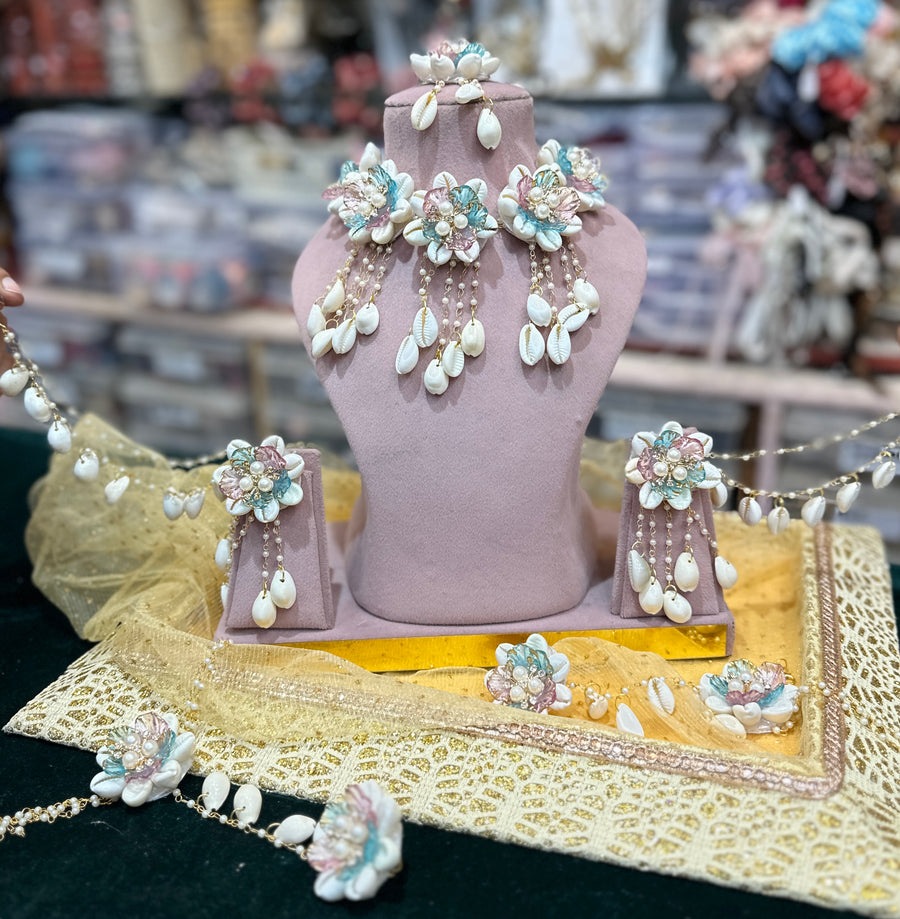 Shells Jewellery  Sky Blue and pink K126