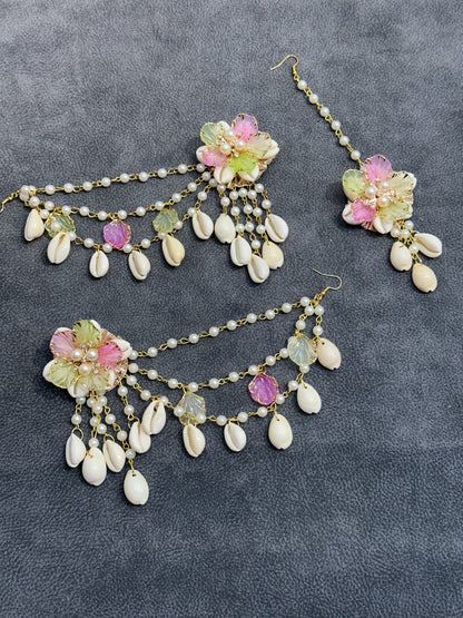 Pink & Sage Green Cowrie Shell Floral Earring Tikka Set ET006