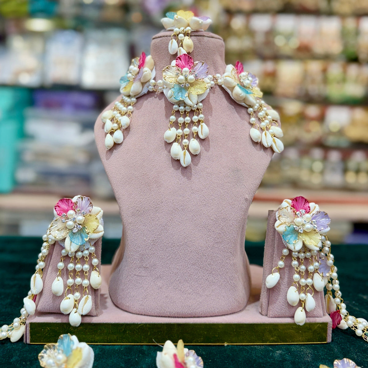 Haldi/ Mehandi Shells Jewellery Multi Color For Bride K101