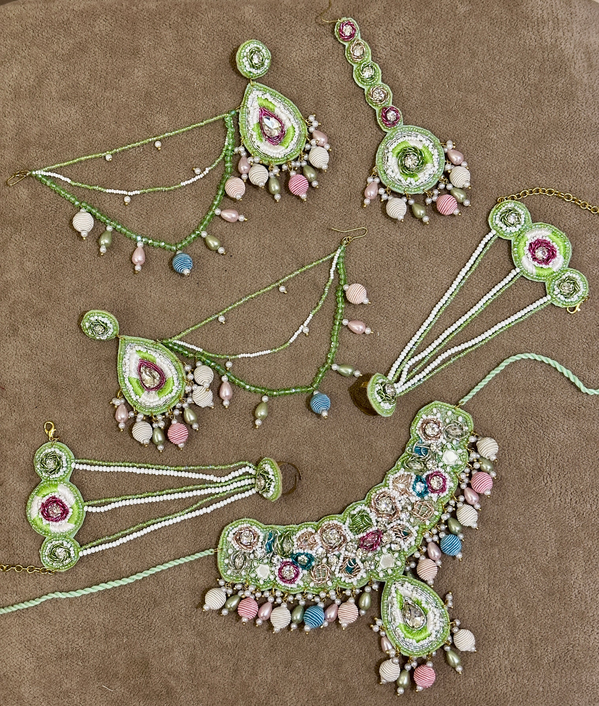 Mint Green Beaded Haldi Jewellery Set – Necklace, Earrings, Tikka & Hathphool