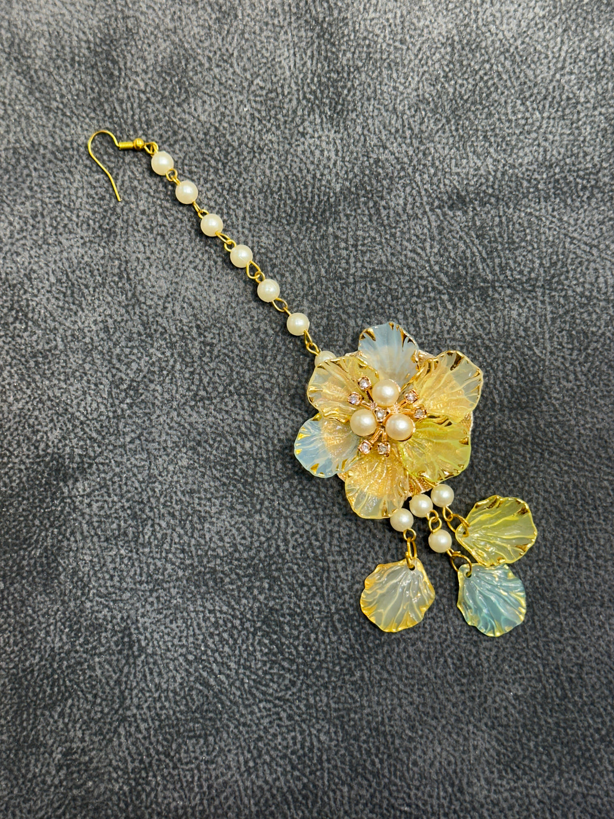 Pastel Petal Earring Tikka Set ET0018