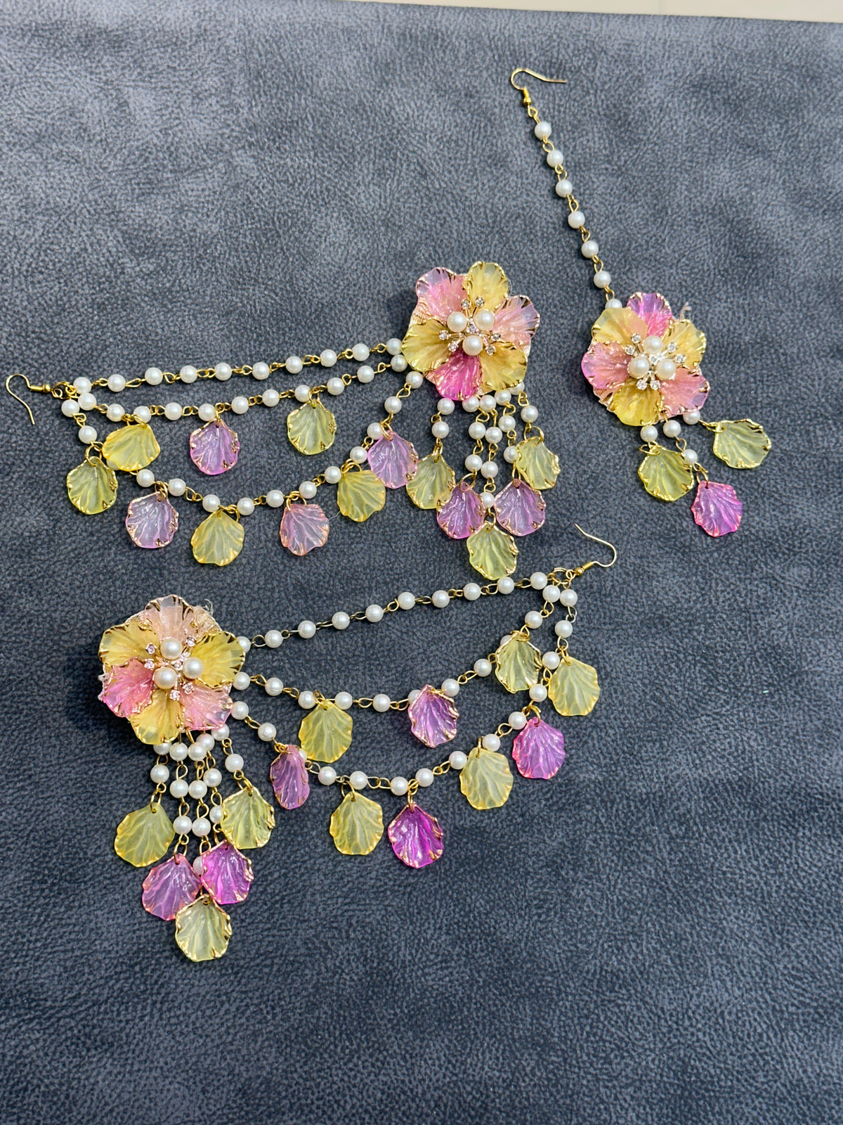 Pink Lilac & Yellow Tri-Tone Floral Earring Tikka Set ET0012