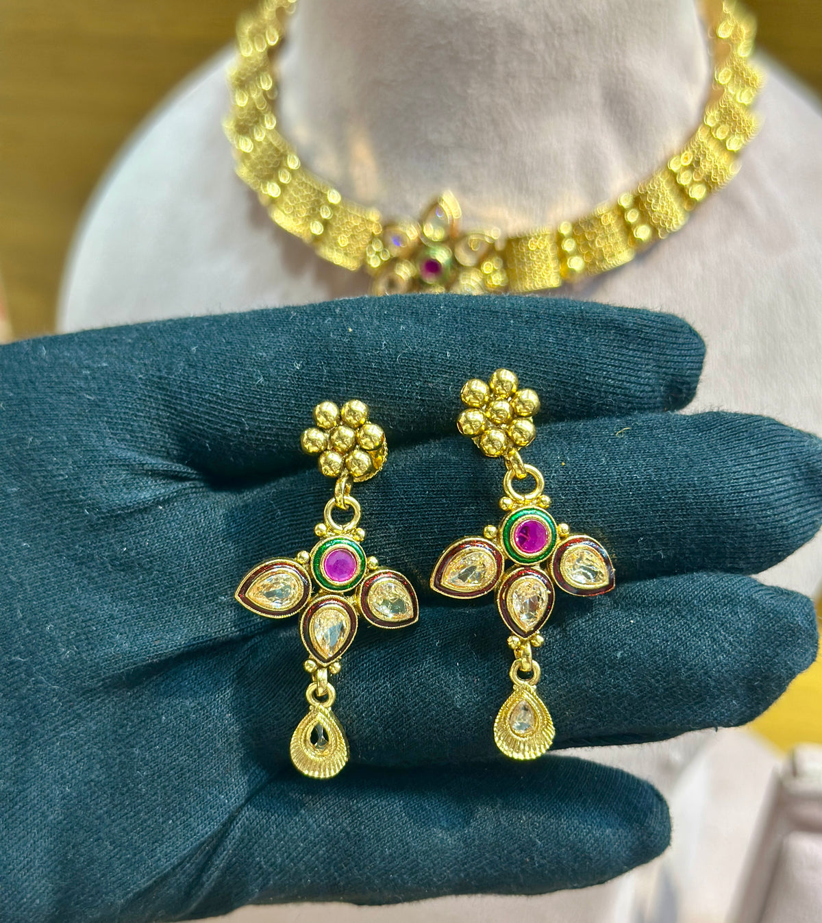 Heritage Choker Necklace Set NS0003