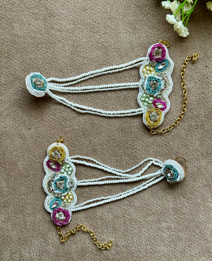 Ivory Pastel Beaded Bridal Jewellery Set – Necklace, Earrings, Tikka & Hathphool