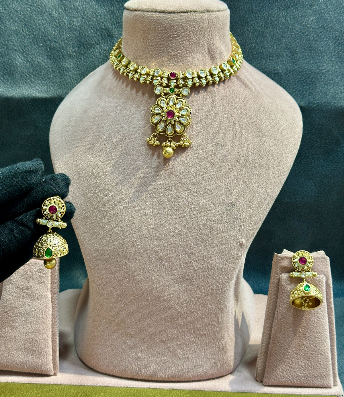 Heritage Choker Necklace Set NS00010